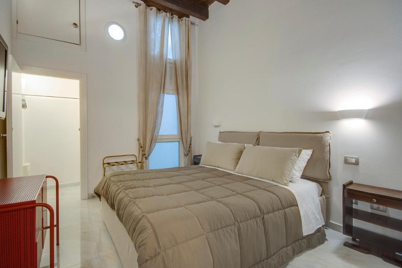 Right House - Characteristic Marina District Διαμέρισμα Κάλιαρι Εξωτερικό φωτογραφία